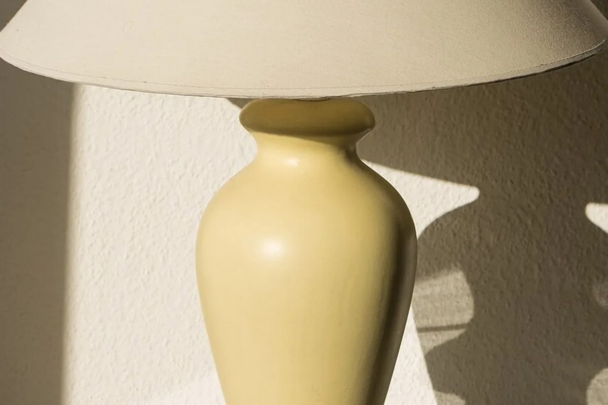 Lampe ohne Marken und ohne Personen